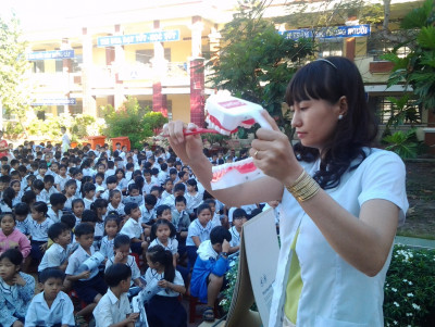 TUYÊN TRUYỀN  CHĂM SÓC SỨC KHỎE RĂNG MIỆNG CHO HỌC SINH