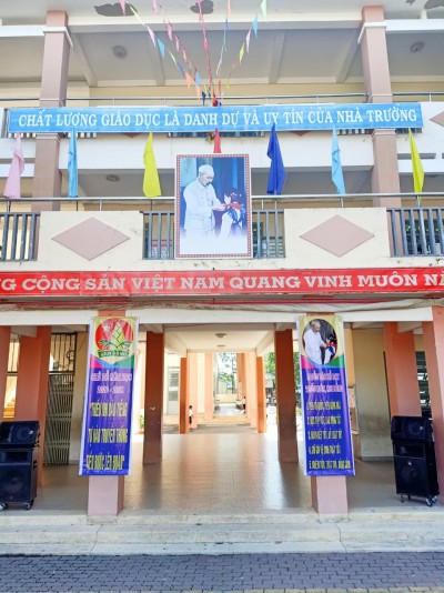 Phát động chủ đề công tác Đội và phong trào thiếu nhi năm học 2020 - 2021