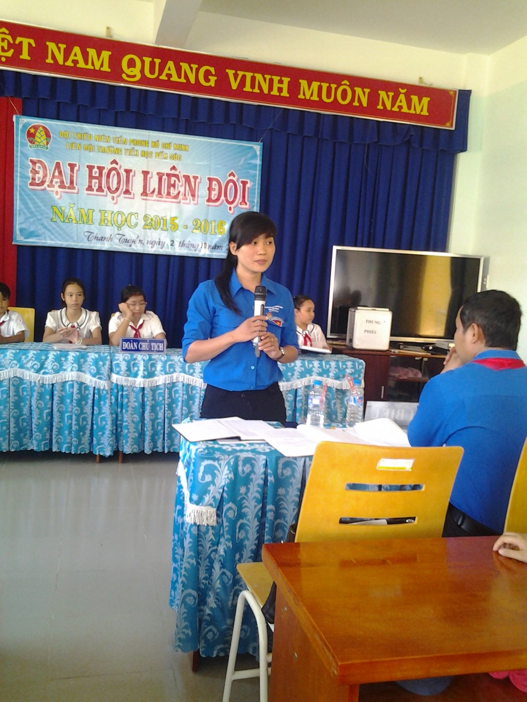 Đồng chí Chủ tịch Hội Đồng Đội xã Thanh Tuyền lên phát biểu chỉ đạo cho Đại Hội