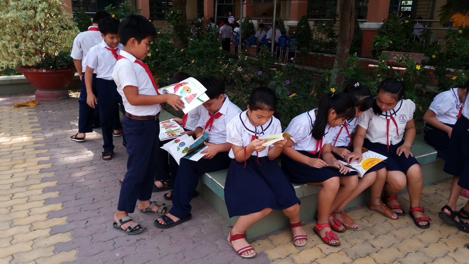 NGÀY HỘI ĐỌC SÁCH